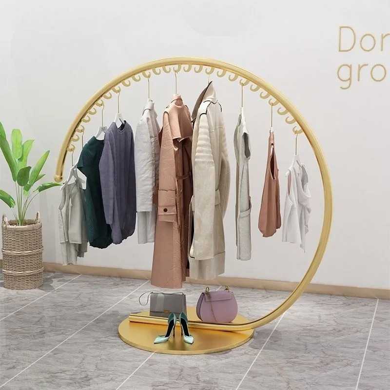 Appendiabiti Moderno Semplice  - Home Decor Retail Stores recensione e prezzo